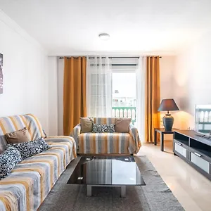 Apartamento En Barrio Tipico: Experiencia Local. Apartamento